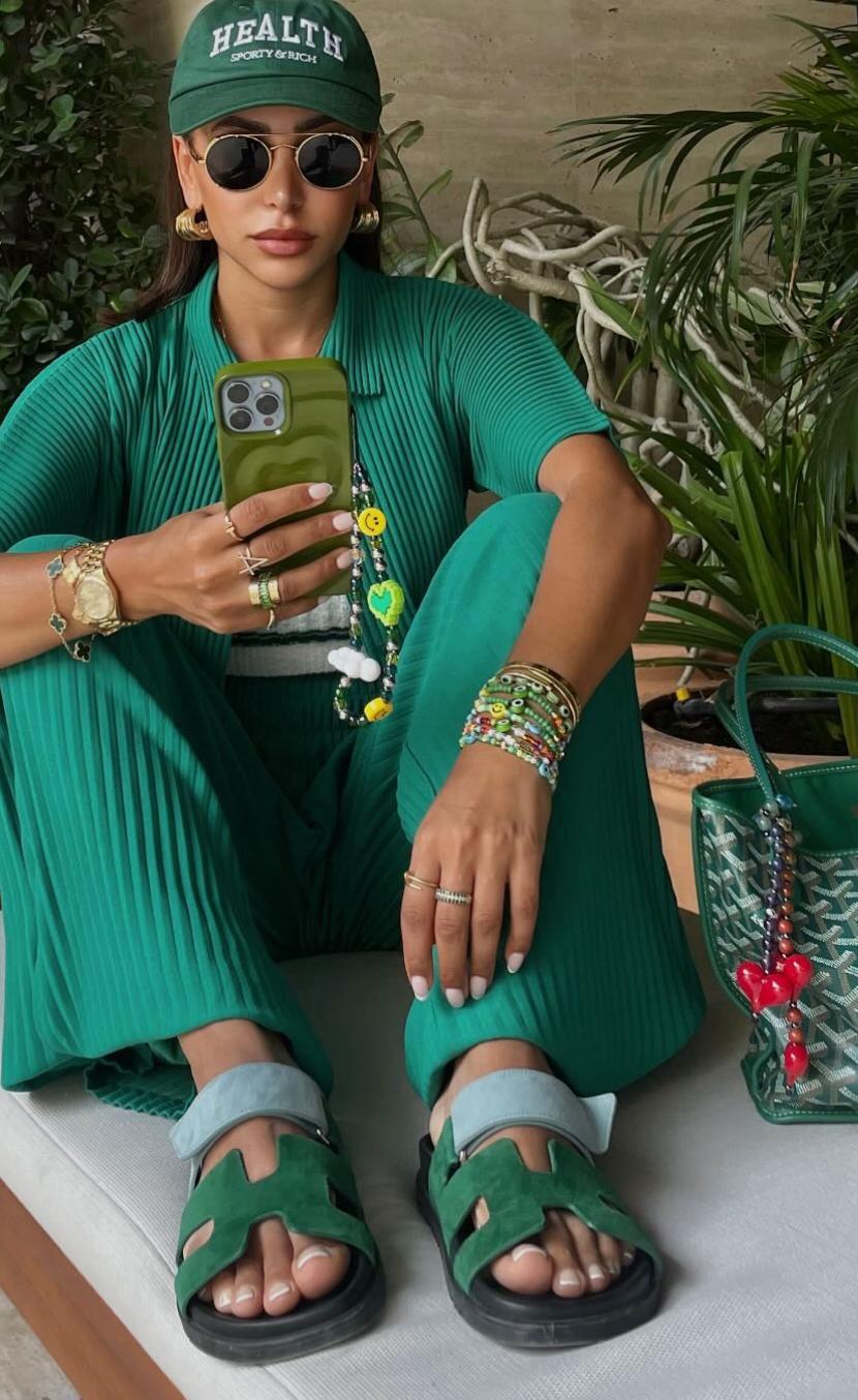 Aaron Basha Women's Dark Green Beaded Stretch Bracelet